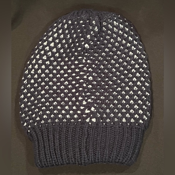 ZYIA Active NEW Navy Knitted Slouch Beanie - Picture 2 of 3